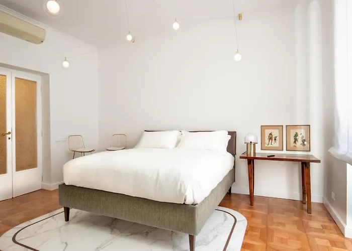 Casavignoni Luxury Apartment Near To Spanish Step