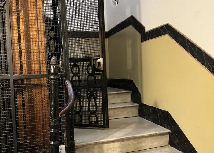 Casavignoni Luxury Apartment Near To Spanish Step